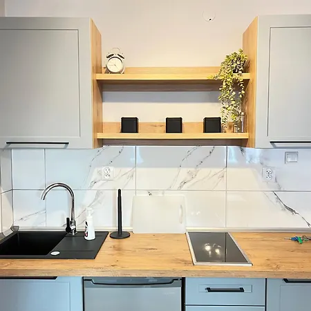 Kawalerka W Miescie 65