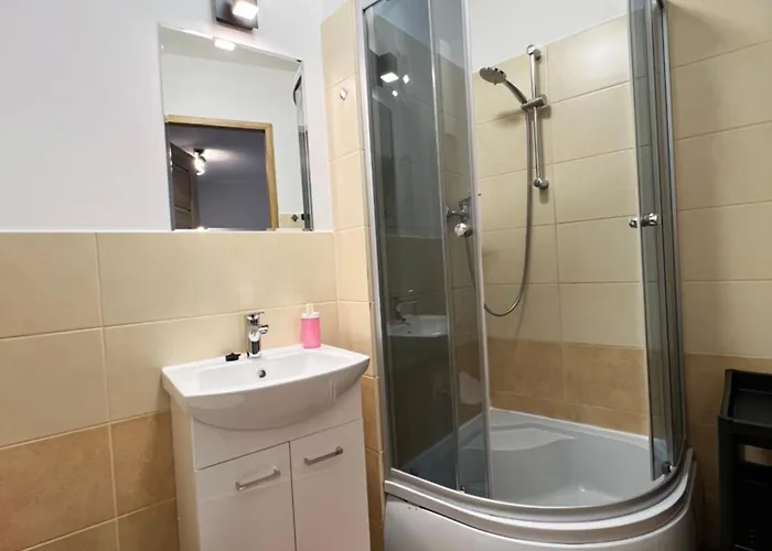 Kawalerka W Miescie 65