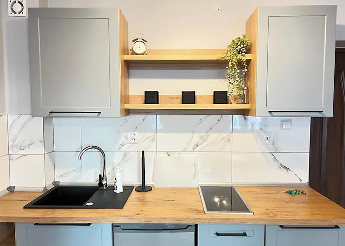 Kawalerka W Miescie 65